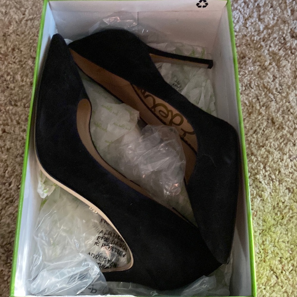 Sam Edelman Hazel Black Suede Pumps